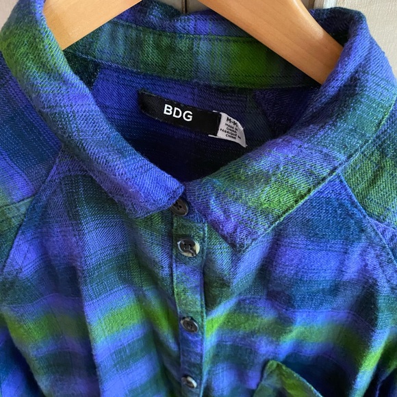 BDG Oversized Batwing Flannel Shirt. Medium EUC - Picture 3 of 4
